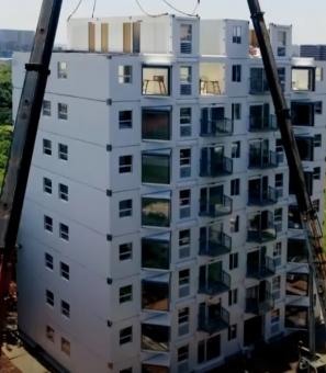В Китае построили десятиэтажный дом почти за сутки!